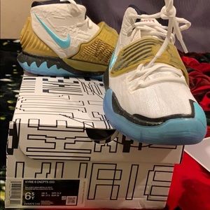 New with box KYRIE 6 CNCPTS ( GS)
